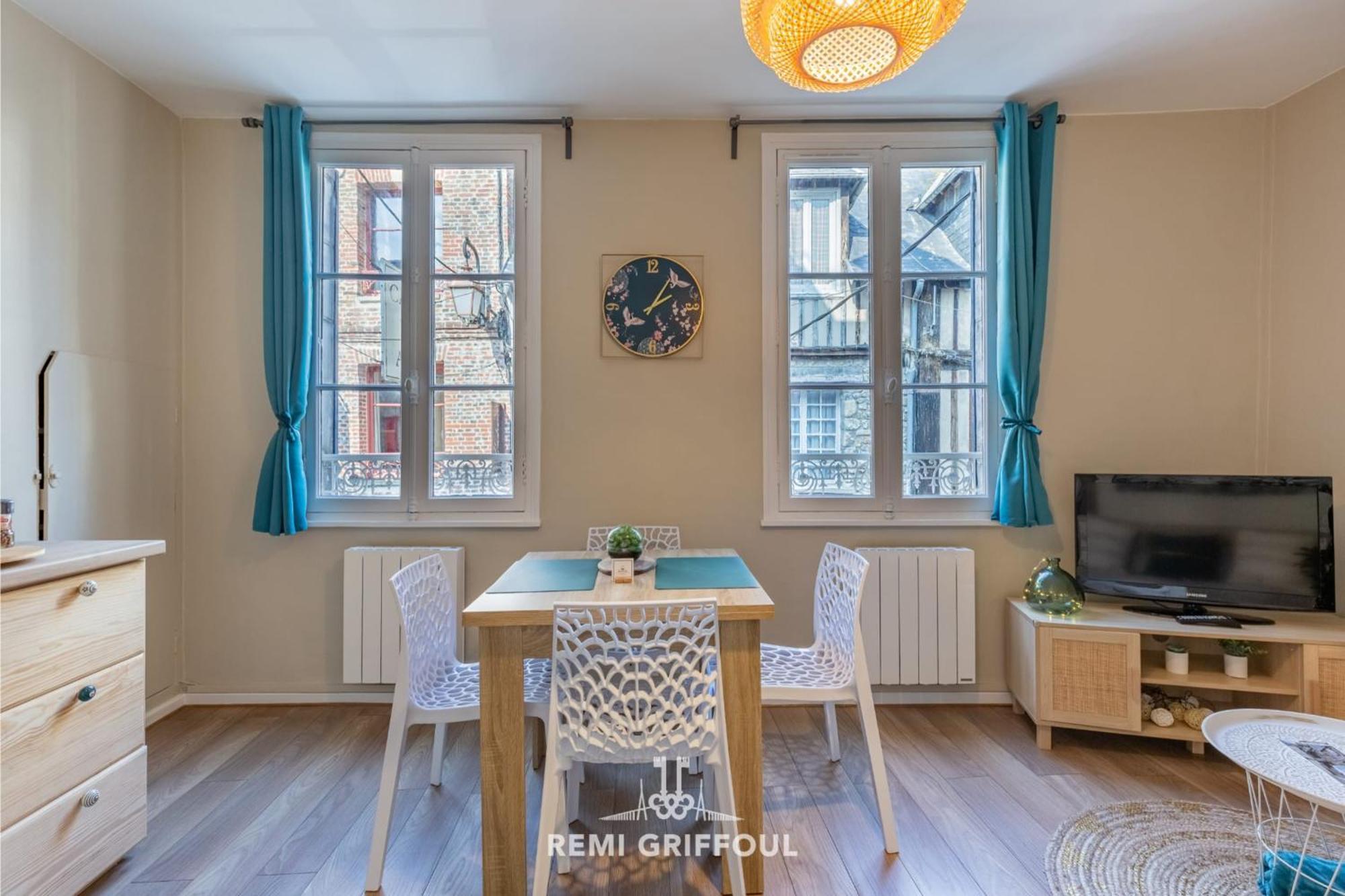 Emeraude Cozy Nest 3 Heart Of Historic District 2 Guests Ονφλέρ Εξωτερικό φωτογραφία